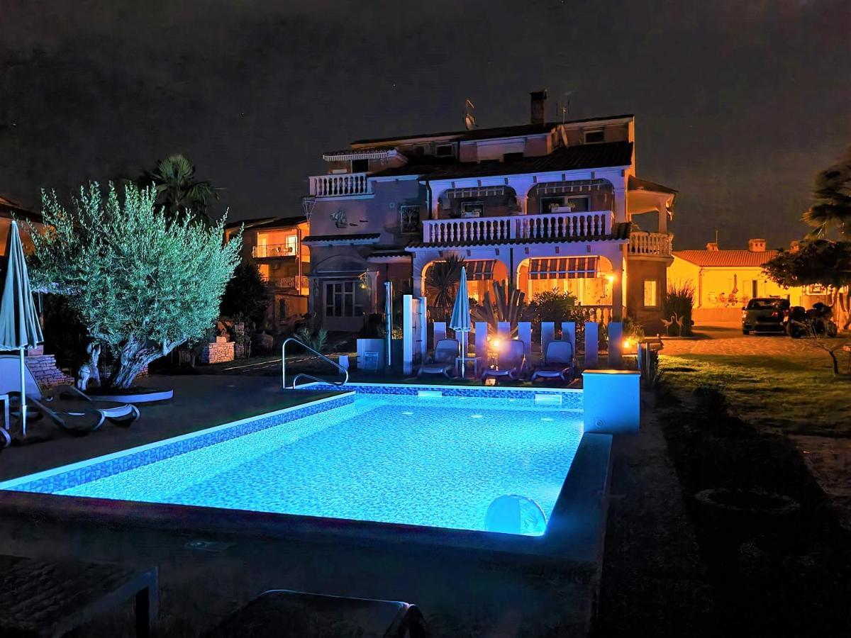 Apartment Villa Engel With Pool Poreč Exteriér fotografie